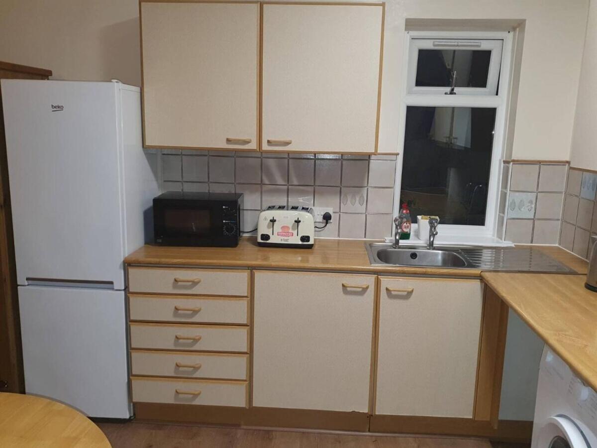 Sav Apartments Watford Вотфорд Номер фото