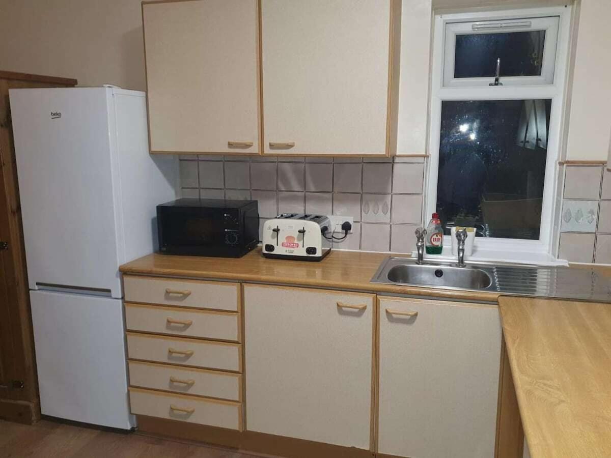 Sav Apartments Watford Вотфорд Номер фото