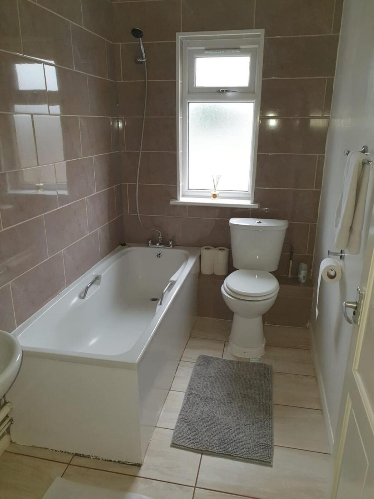 Sav Apartments Watford Вотфорд Номер фото