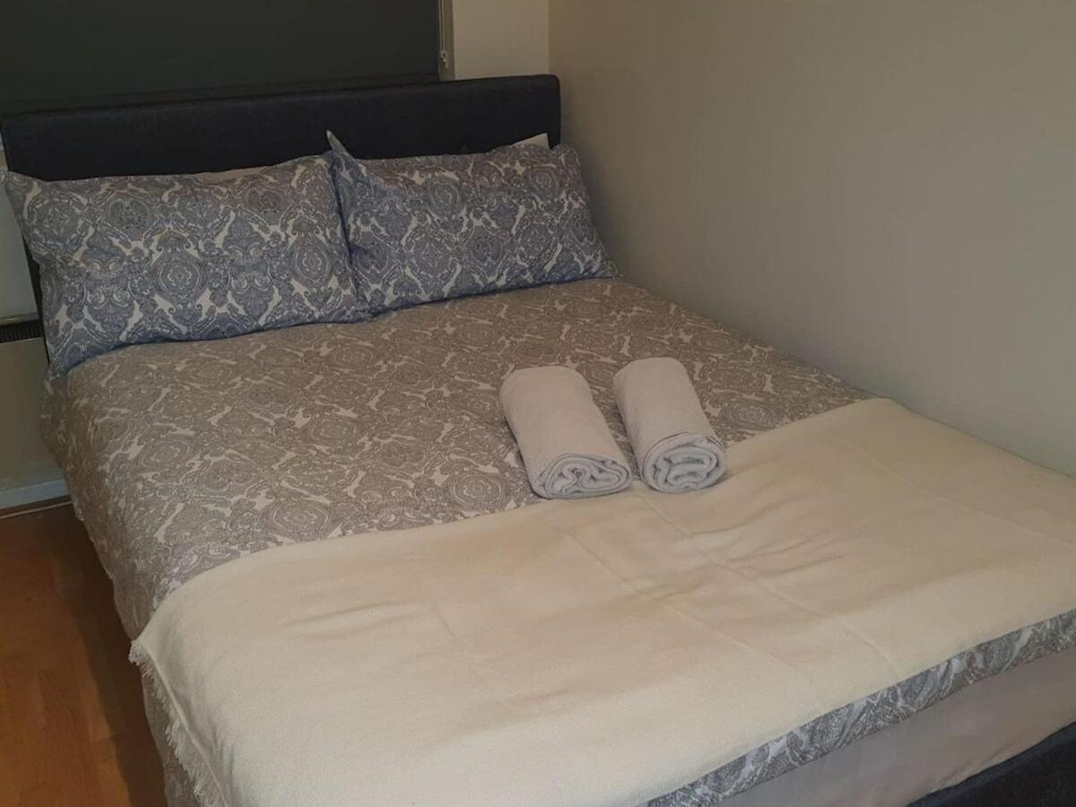 Sav Apartments Watford Вотфорд Номер фото