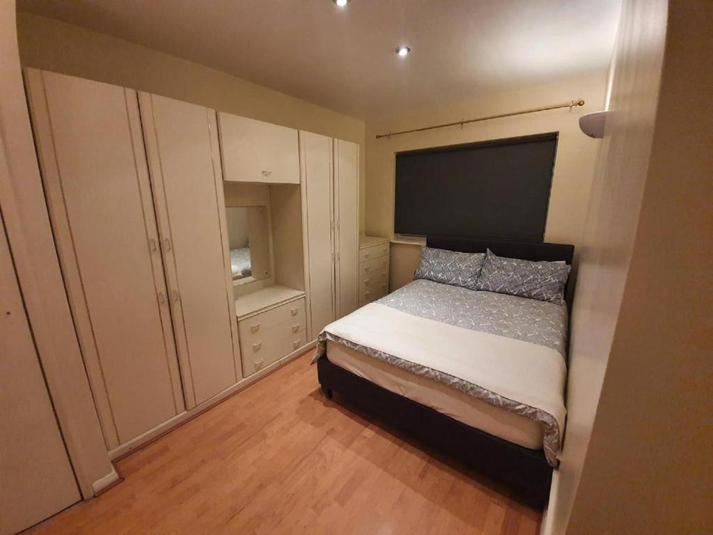 Sav Apartments Watford Вотфорд Екстер'єр фото
